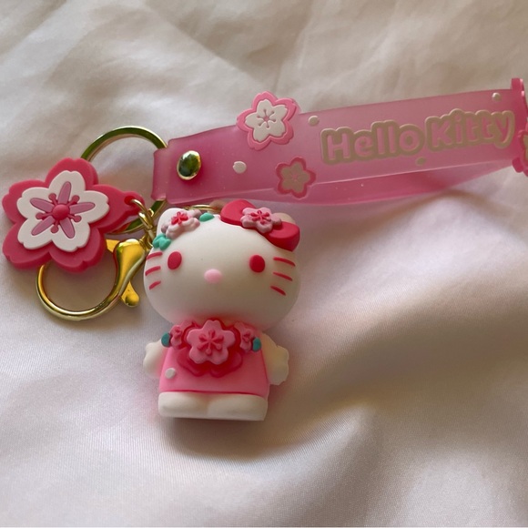Hello Kitty Brand New Key Chain - Picture 1 of 3